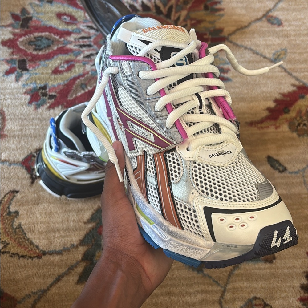 Balenciaga Runners Size 8
